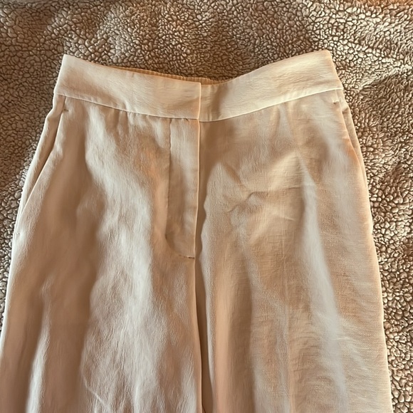 Aritzia Alanya pant - Picture 5 of 9
